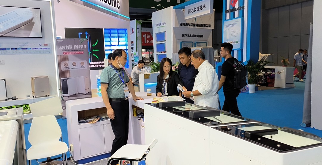 江苏必威备用网第87届医用博览会现场（图）