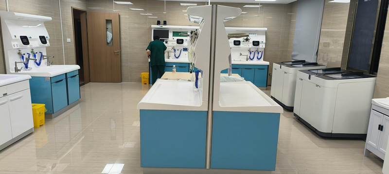 南通瑞慈医院有限公司内镜清洗工作站_全自动内镜清洗消毒机_内窥镜储存柜安装调试完结_泰必威备用网医用内镜清洗设备厂家